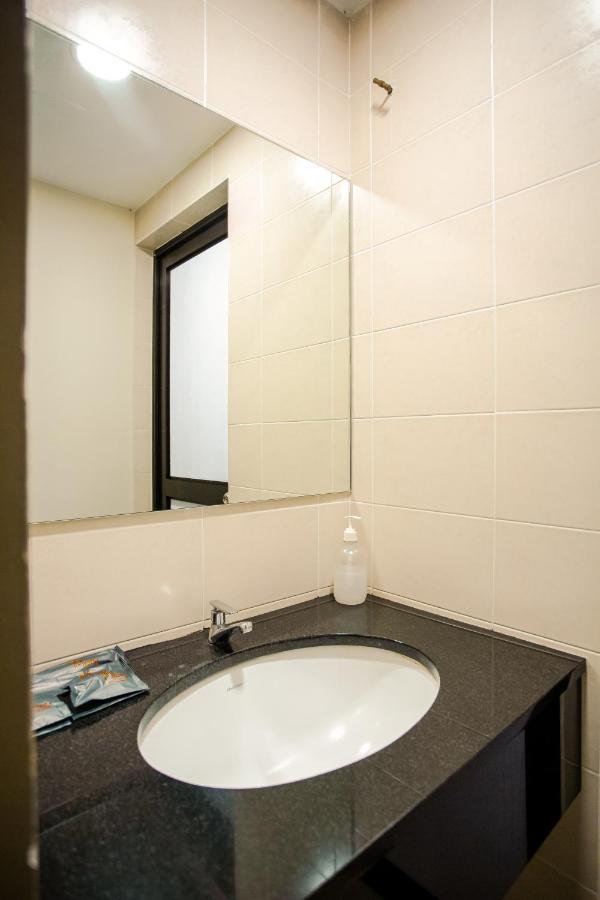 Pp Hotel By Moxy George Town Exterior foto