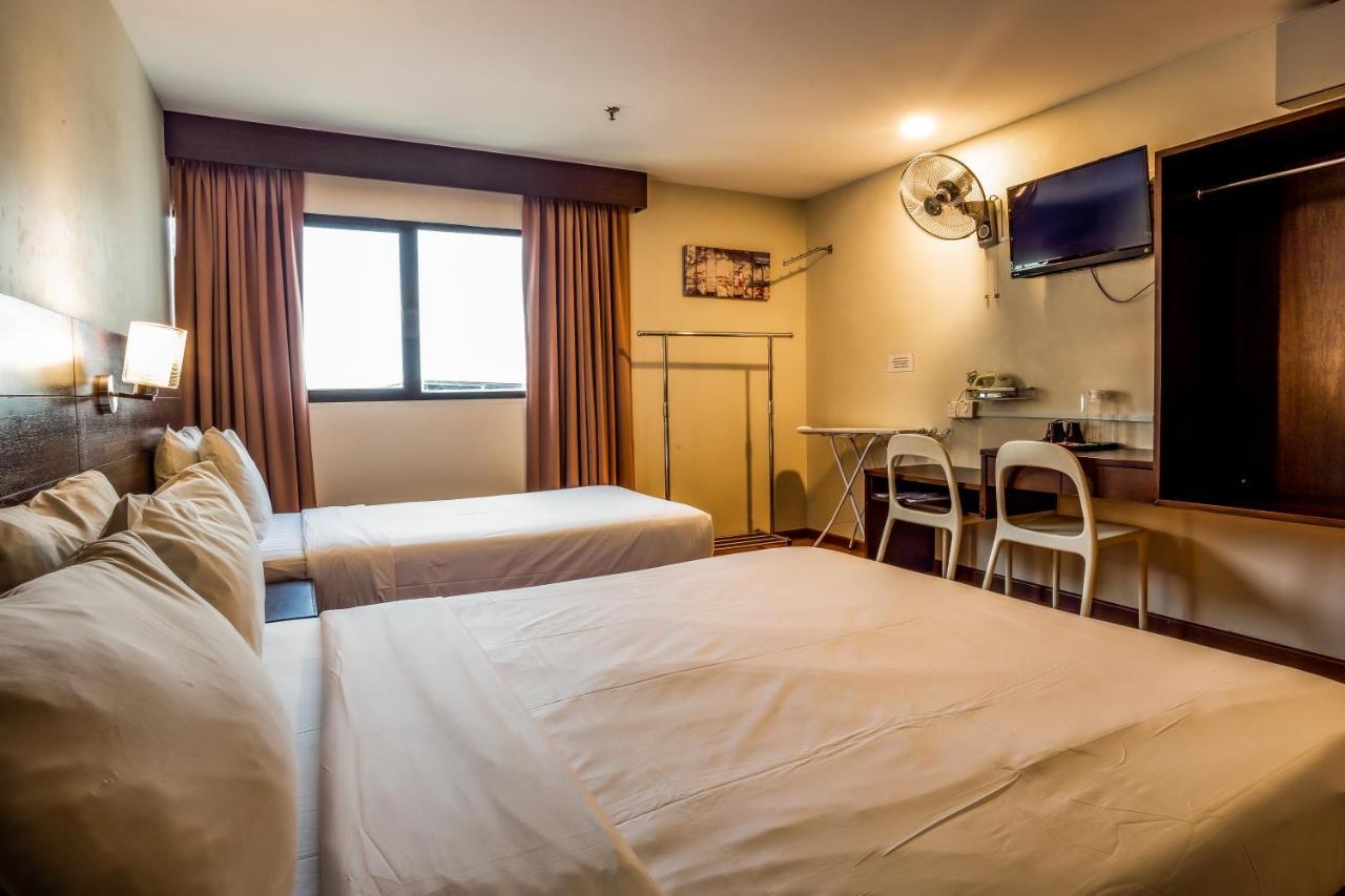 Pp Hotel By Moxy George Town Exterior foto